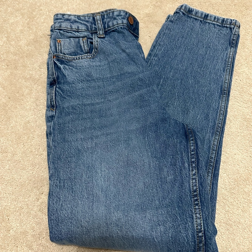 Never Worn Mom Jean